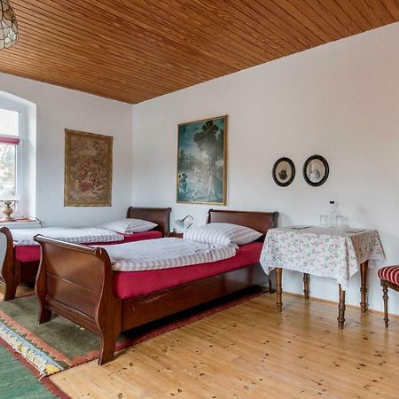 Private Rooms Near Exhibition Center Hannover Bagian luar foto